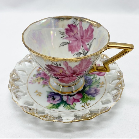 Vintage 1950's Royal Sealy Pink Daffodil Iridescent Porcelain Tea Cup & Saucer
